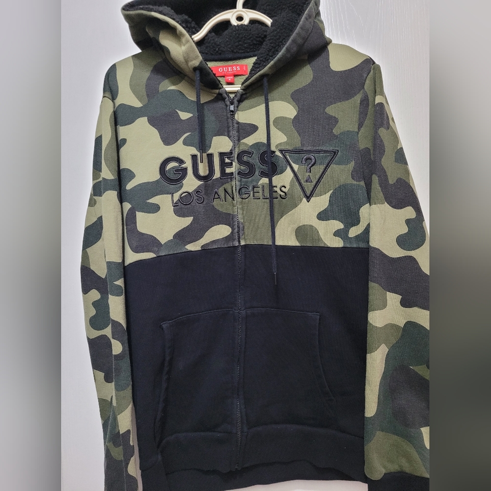 Mens Guess Camoflauge Zip-Up Hoodie